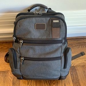 Tumi Alpha Bravo Knox